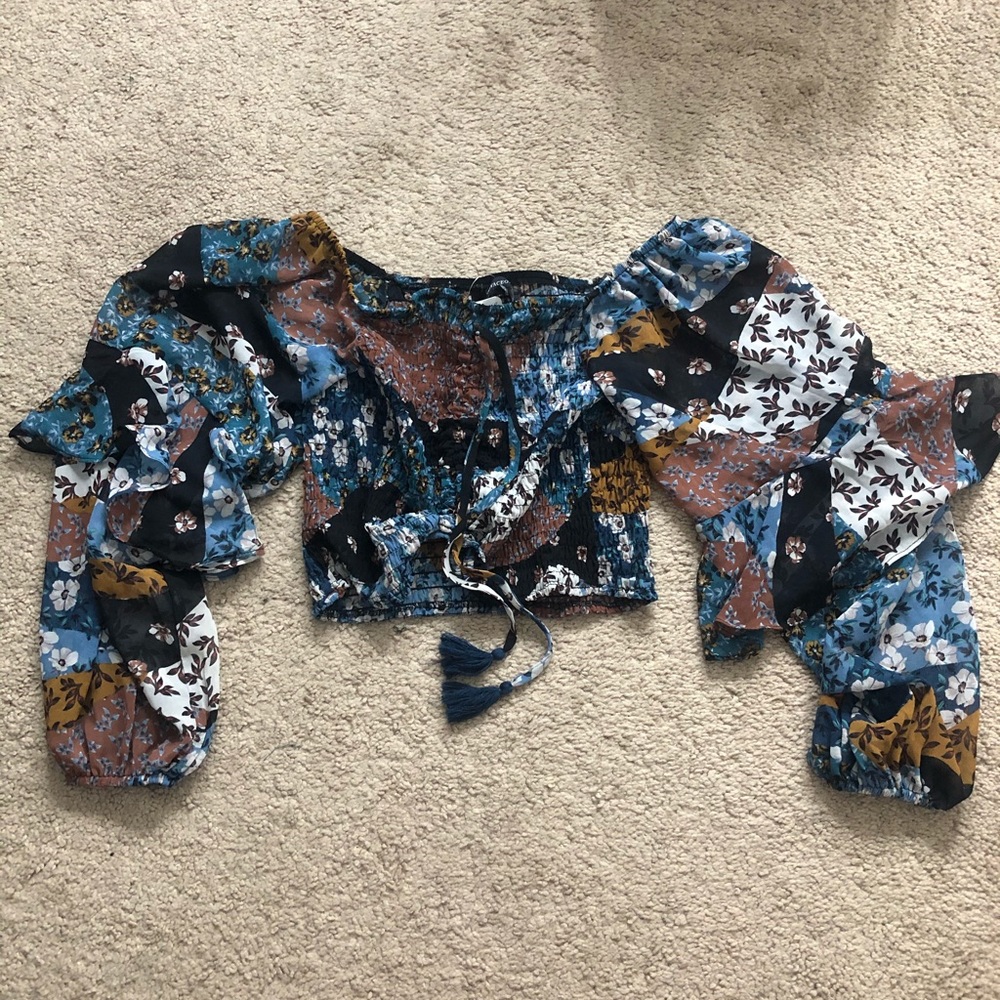 Crop top